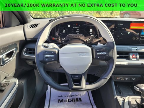New 2025 Kia K4 GT-Line image 7