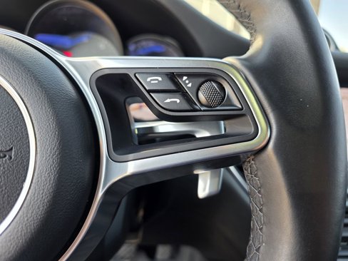 Used 2018 Porsche Macan S w/ Premium Package Plus image 31