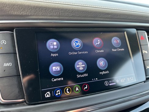 Used 2024 Buick Enclave Premium image 26