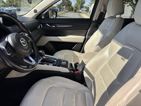 Used 2019 MAZDA CX-5 Grand Touring w/ GT Premium Package image 16