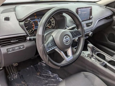 Used 2021 Nissan Altima 2.5 SV image 10