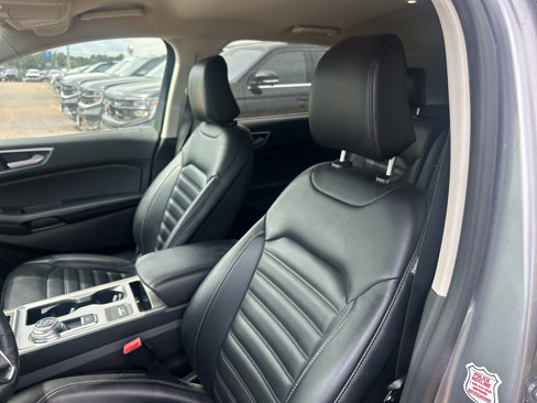 Used 2024 Ford Edge SEL image 21