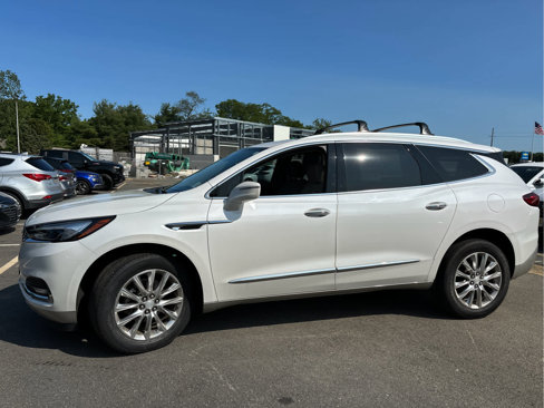 Used 2020 Buick Enclave Essence w/ Sound and Sites Package image 6