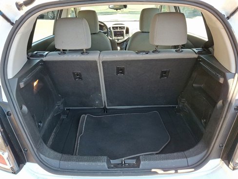 Used 2020 Chevrolet Sonic LT image 24