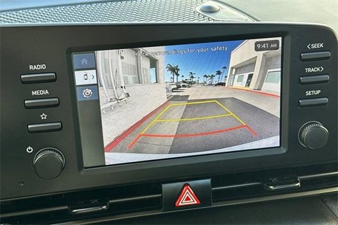 Certified 2025 Hyundai Elantra Sport image 19