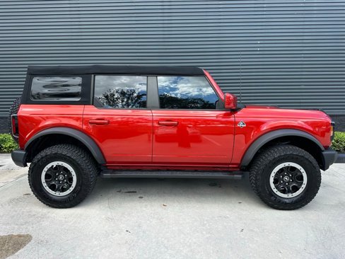 Used 2022 Ford Bronco Outer Banks w/ Sasquatch Package image 11