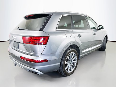 Used 2018 Audi Q7 3.0T Prestige w/ Prestige Package image 7