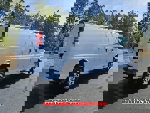 Used 2020 GMC Savana 2500 Extended w/ Driver Convenience Package image 10