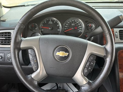 Used 2012 Chevrolet Tahoe LTZ image 8