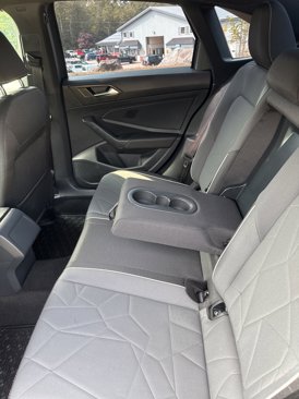 Used 2025 Volkswagen Jetta Sport image 14