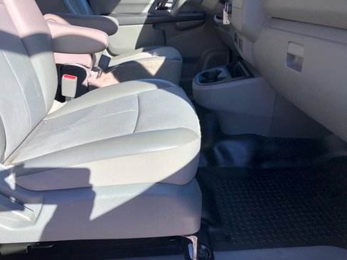Used 2019 Nissan NV 1500 SV image 23