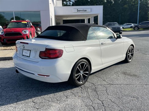 Used 2020 BMW 230i xDrive Convertible image 3
