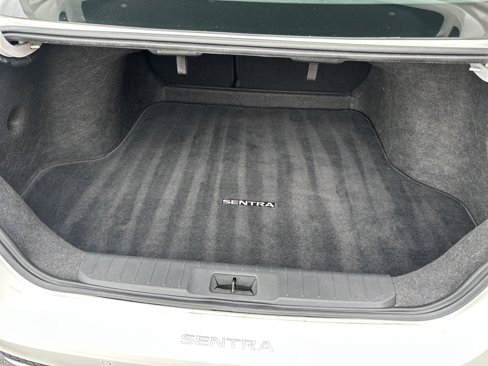 Used 2022 Nissan Sentra SV image 23