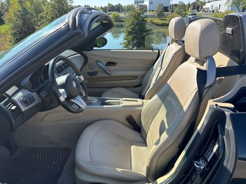 Used 2004 BMW Z4 2.5i image 6