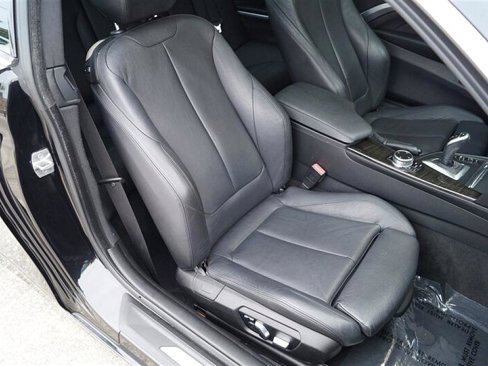Used 2017 BMW 430i Coupe image 12
