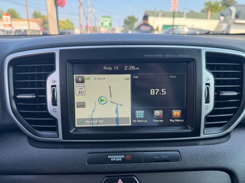 Used 2017 Kia Sportage EX w/ EX Technology Package image 18