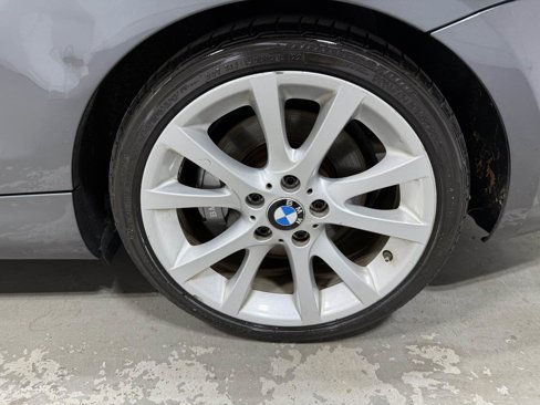 Used 2013 BMW 135i Convertible image 11