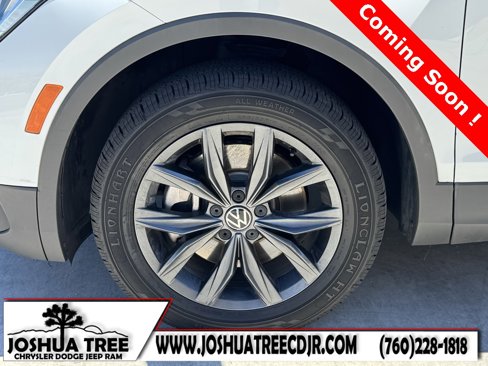 Used 2022 Volkswagen Tiguan SE image 12