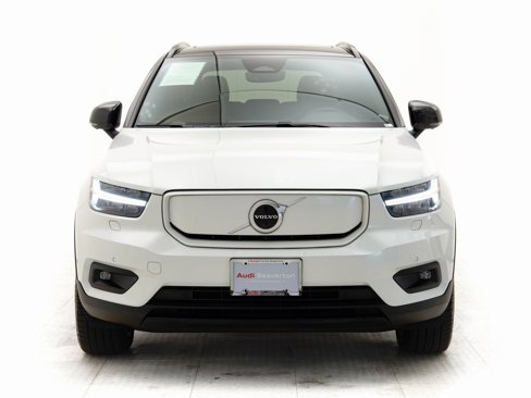 Used 2022 Volvo XC40 P8 Recharge Plus image 28