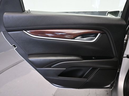 Used 2017 Cadillac XTS Luxury image 31