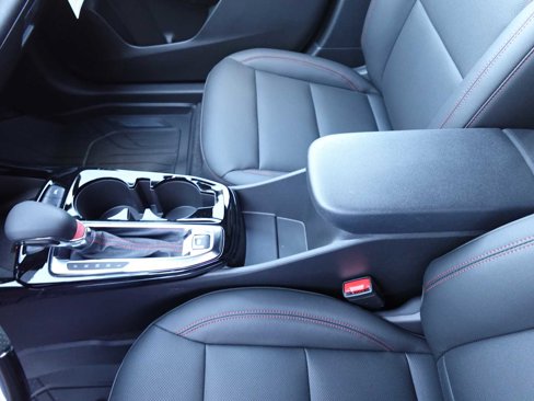 New 2025 Chevrolet Trax RS w/ Sunroof Package image 22