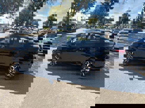 Certified 2023 Nissan Versa SV image 5
