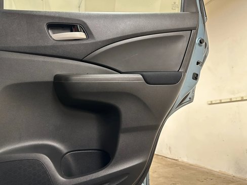 Used 2015 Honda CR-V LX image 19