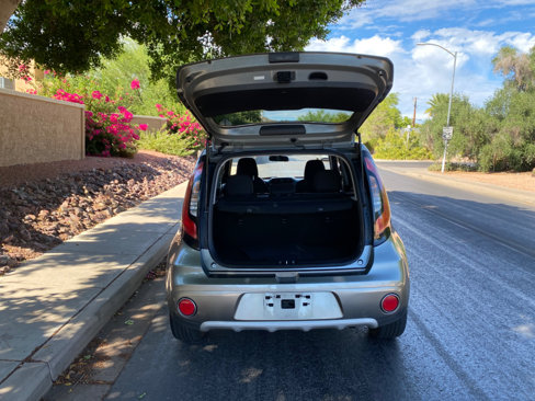 Used 2019 Kia Soul + image 6