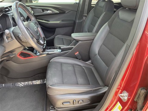 Used 2021 Chevrolet TrailBlazer RS w/ Technology Package image 10