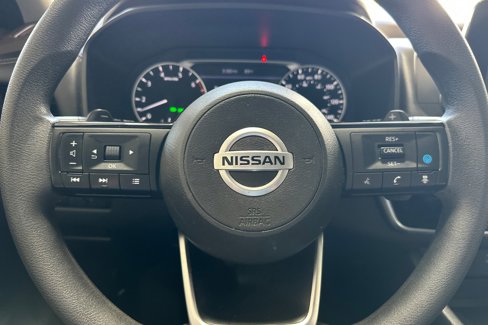 Used 2021 Nissan Rogue SV image 23