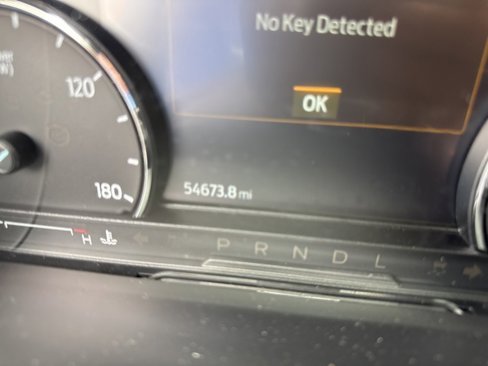 Used 2021 Ford Escape SE image 24