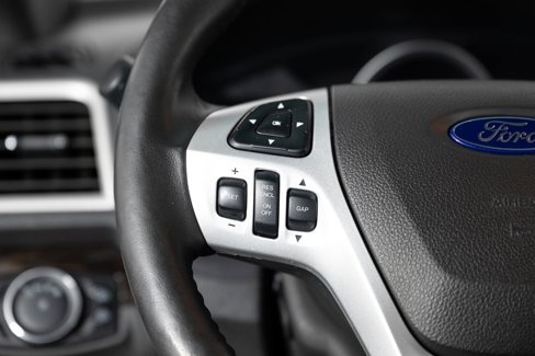 Used 2013 Ford Explorer Limited image 33