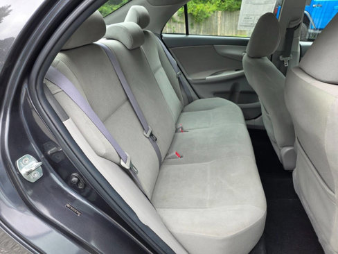 Used 2010 Toyota Corolla LE image 23