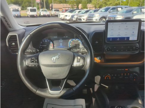 Used 2023 Ford Bronco Sport Badlands image 14