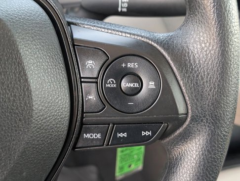Used 2023 Toyota Corolla LE image 17