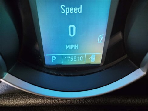 Used 2011 Chevrolet Cruze LS image 17