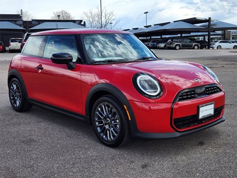New 2025 MINI Cooper 2-Door Hardtop image 5