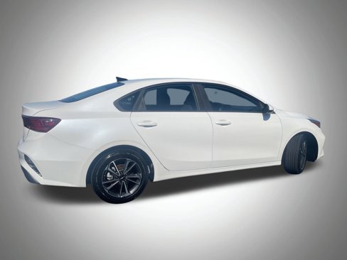 Used 2023 Kia Forte LXS image 13