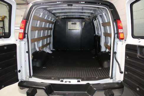Used 2022 GMC Savana 2500 w/ Driver Convenience Package image 18