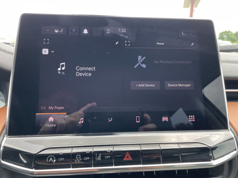 Used 2022 Jeep Compass Limited image 18