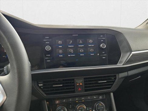 Certified 2024 Volkswagen Jetta SEL image 13