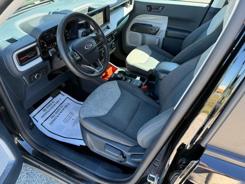 Used 2022 Ford Maverick XLT image 14