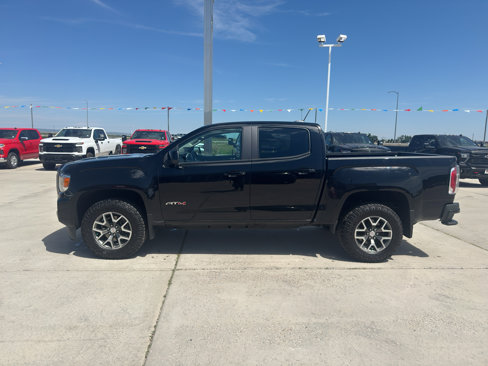 Used 2022 GMC Canyon AT4 image 2