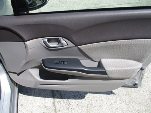 Used 2012 Honda Civic Hybrid Sedan image 27