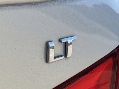 Used 2016 Chevrolet Cruze LT w/ Enhanced Safety Package image 11
