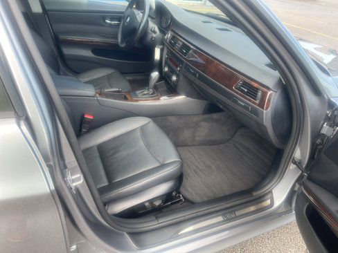 Used 2011 BMW 328i xDrive Sedan image 15