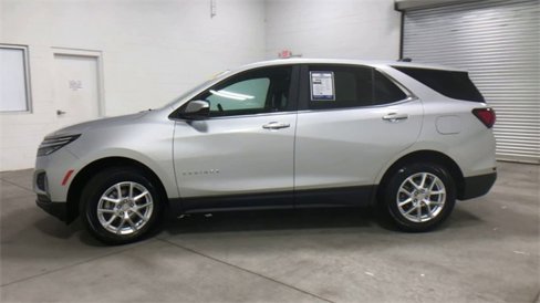 Used 2022 Chevrolet Equinox LT image 8