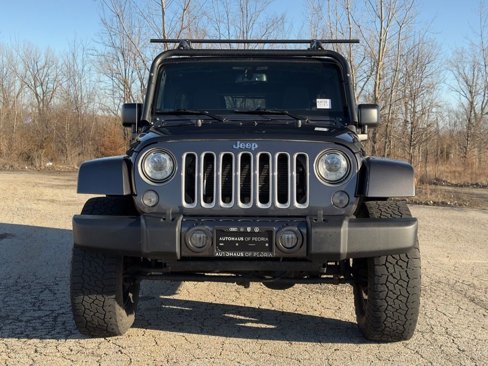 Used 2017 Jeep Wrangler Unlimited Sahara w/ Connectivity Group image 8