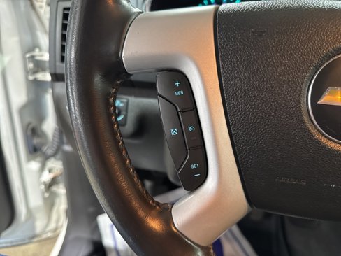 Used 2012 Chevrolet Traverse LT image 19