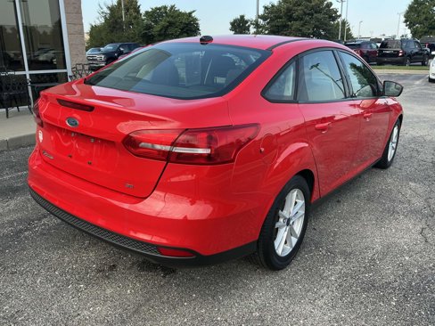 Used 2017 Ford Focus SE w/ Cold Weather Package image 6